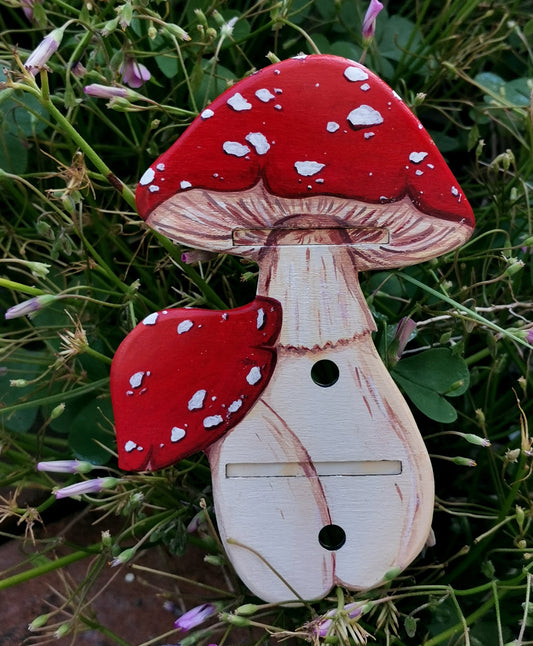 mushroom water bottle holder